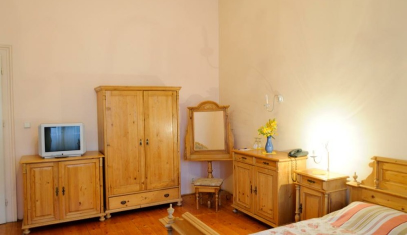 Hotel HELUAN Karlovy Vary - SGL standard (obs. 1 osobou), DBL standart, 2 osoby